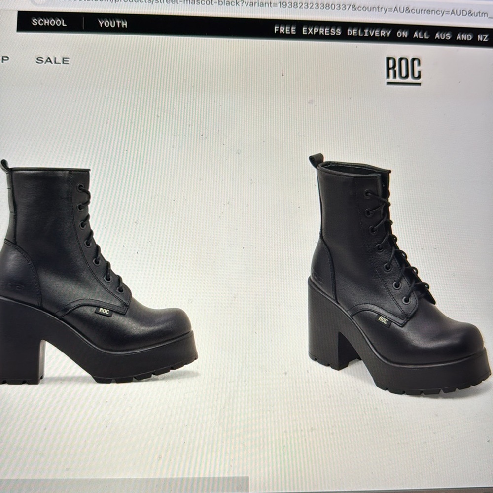 ROC Australia Mascot boot size 40